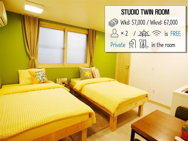 Lee & No Guesthouse Hongdae โซล ภายนอก รูปภาพ