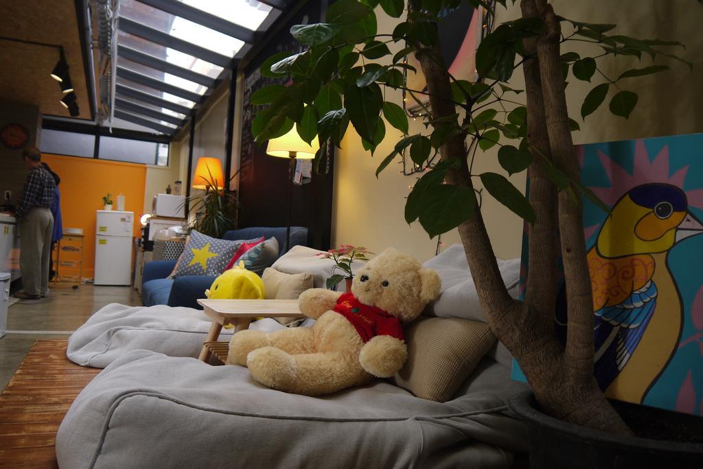 Lee & No Guesthouse Hongdae โซล ภายนอก รูปภาพ
